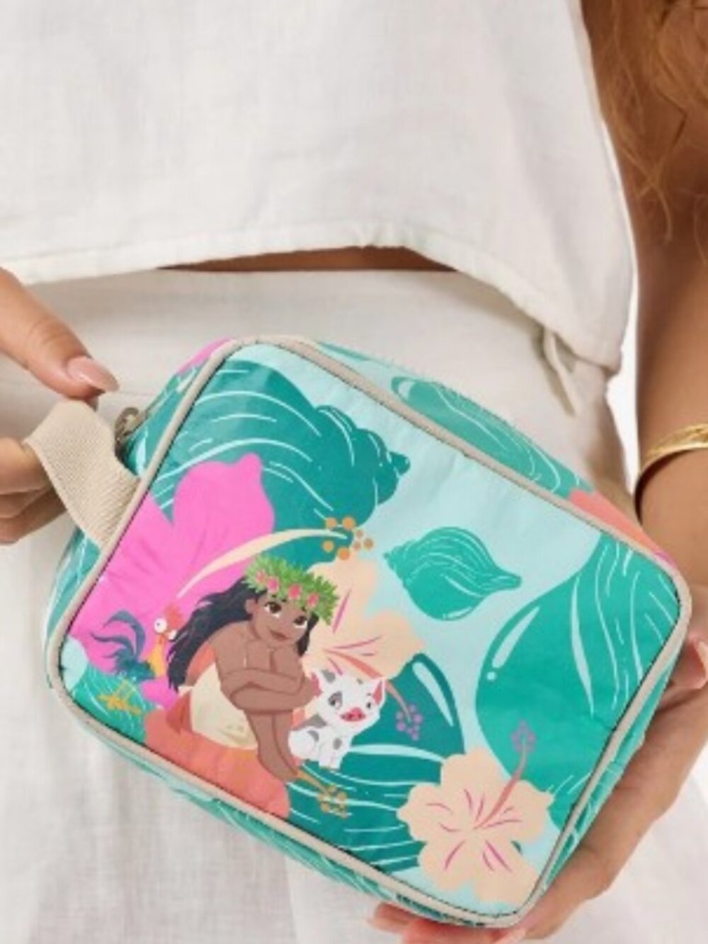 NWT DISNEY🌸Aloha Collection Git Kit High Seas Moana - Picture 2 of 5